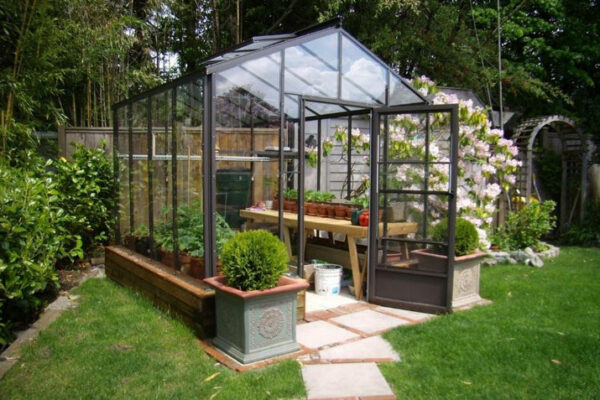 Wisconsin Greenhouse Company Traditional